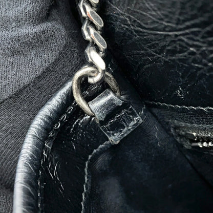 Saint Laurent  Borsa a tracolla con catena Saint Laurent Niki in pelle SAINT LAURENT PARIS Nero