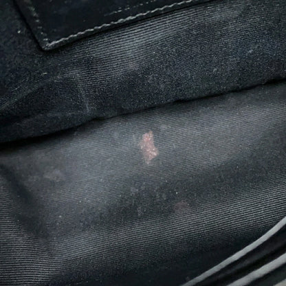 Saint Laurent  Borsa a tracolla con catena Saint Laurent Niki in pelle SAINT LAURENT PARIS Nero