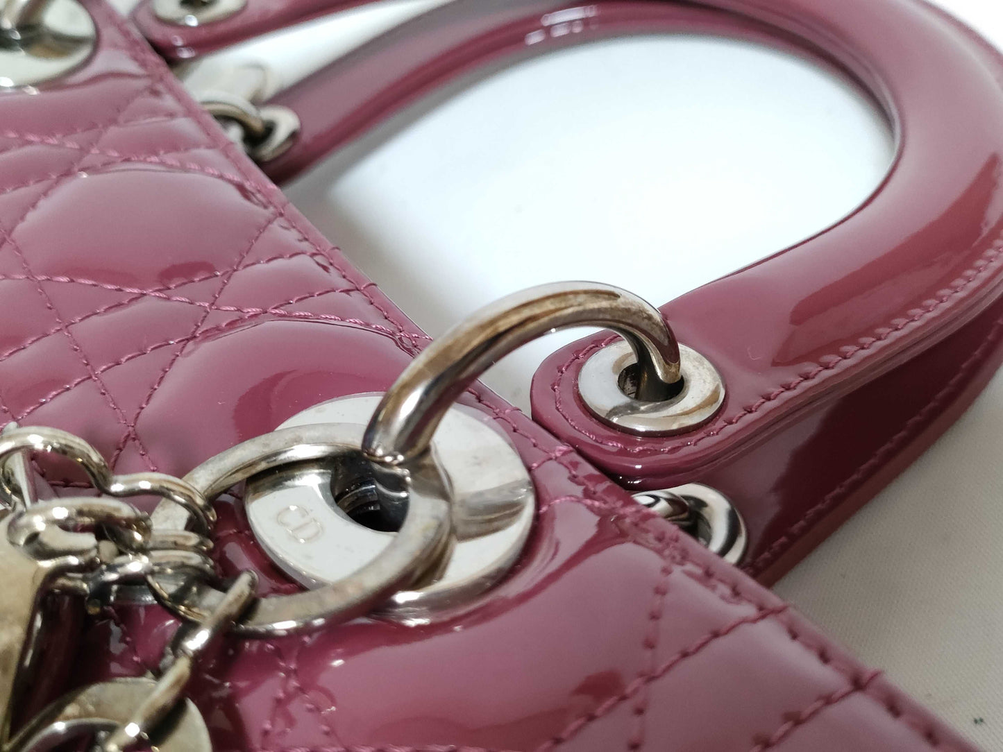 Christian Dior Lady Dior Large Pelle Verniciata Cannage – Rosa Malva – 32 cm