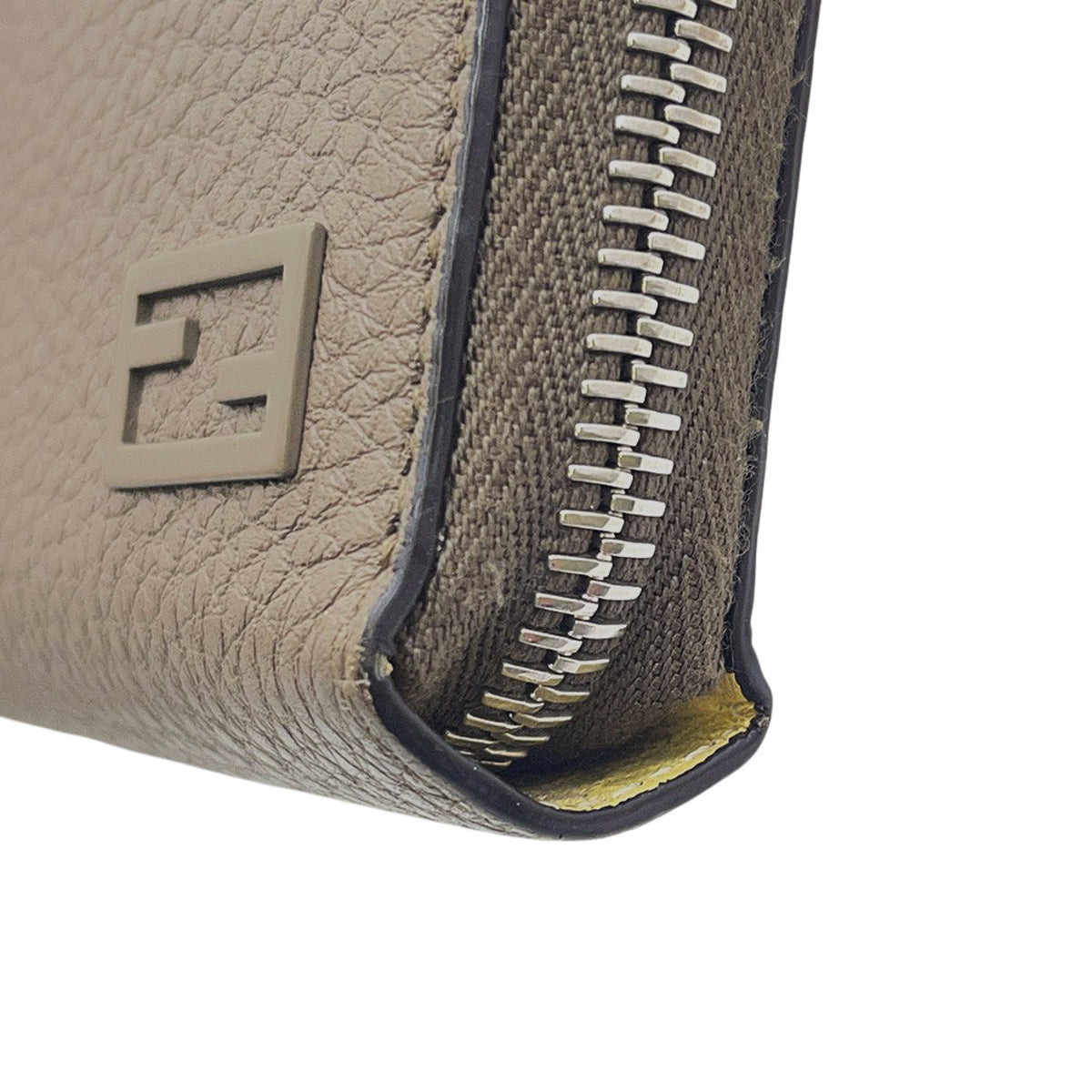 Fendi Portafoglio Zip Around FF Forever – Pari al nuovo