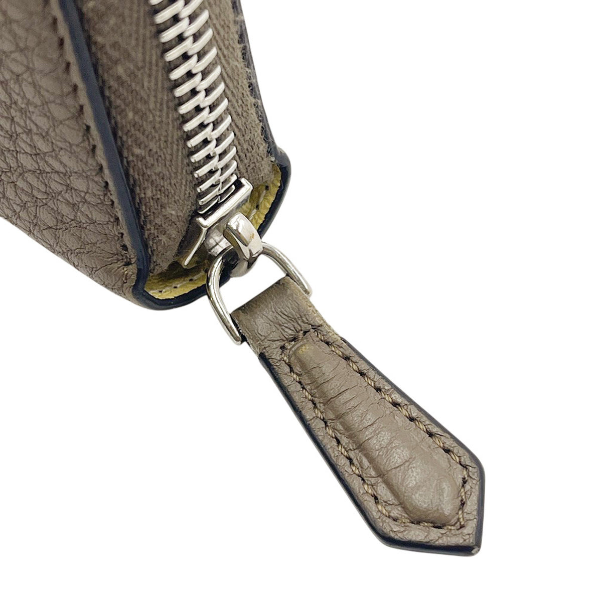 Fendi Portafoglio Zip Around FF Forever – Pari al nuovo