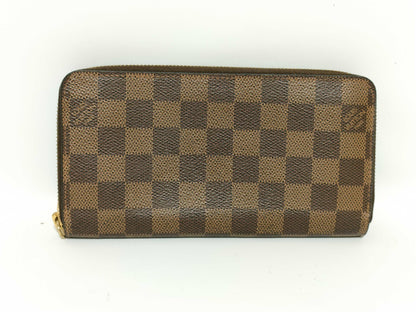 Louis Vuitton	Zippy
