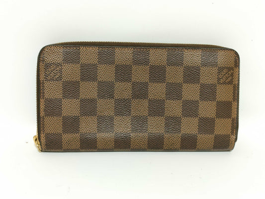 Louis Vuitton	Zippy