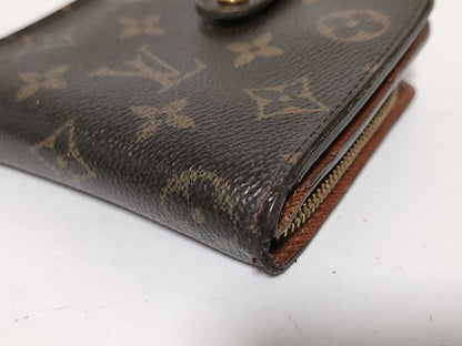 Louis Vuitton Compact Zip
