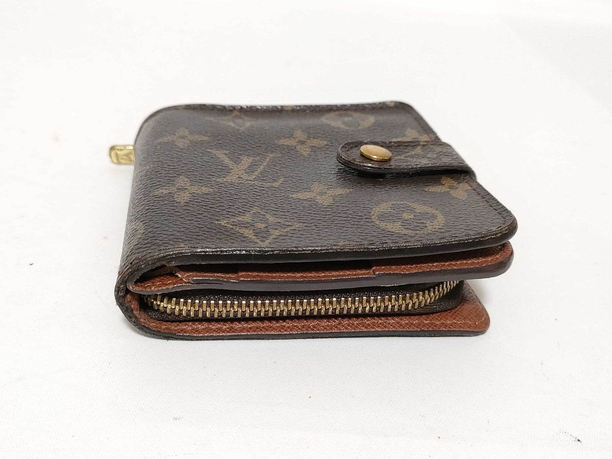 Louis Vuitton Compact Zip