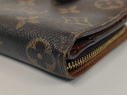 Louis Vuitton Compact Zip