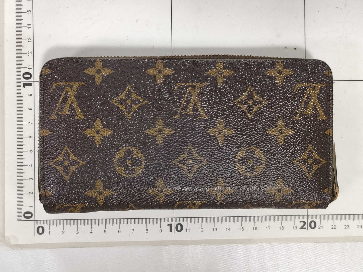 Louis Vuitton Zippy Wallet