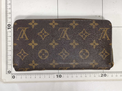 Louis Vuitton Zippy Wallet