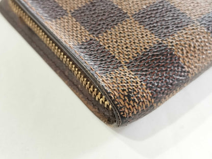 Louis Vuitton Zippy Wallet