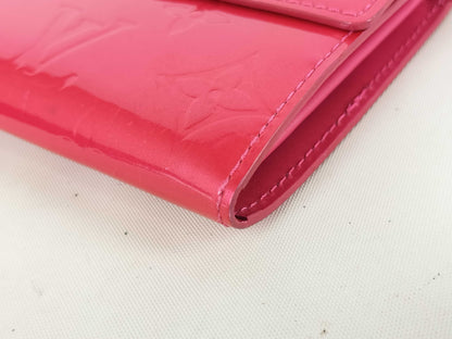 Louis Vuitton Zippy Wallet