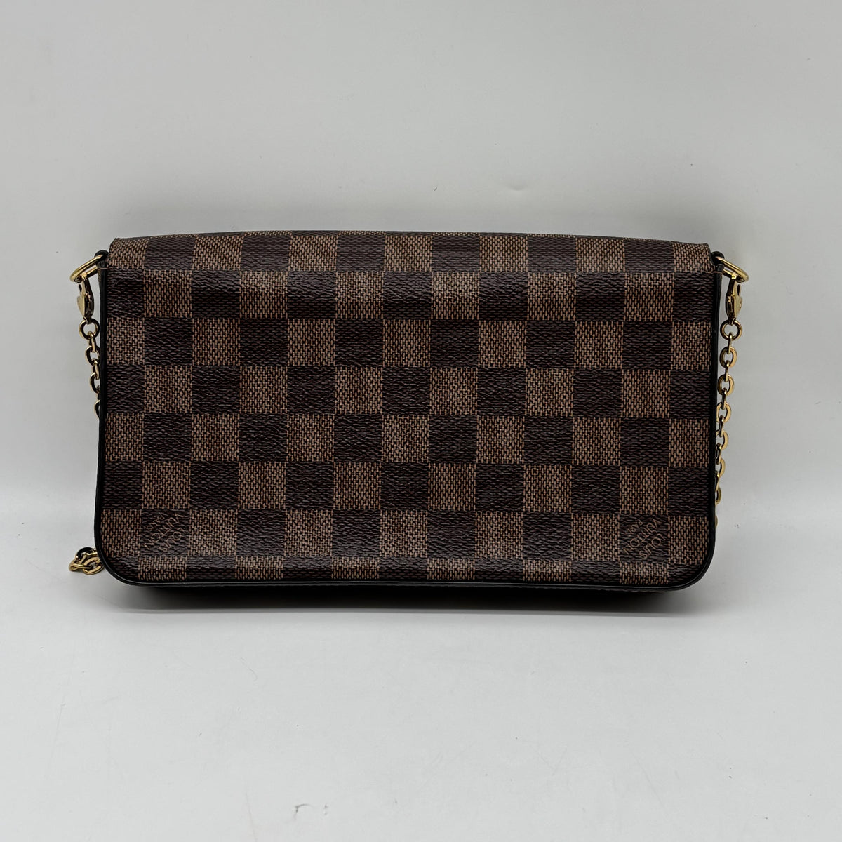 Louis Vuitton	Pochette