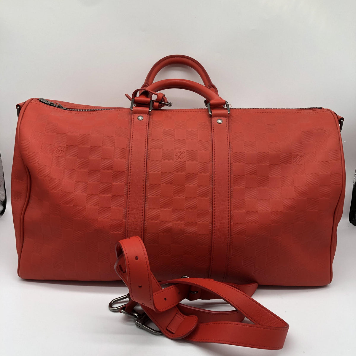 Louis Vuitton Keepall Bandoulière 55 Damier Infini Rosso Corallo, 2012 – 55 cm