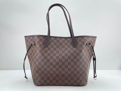 Louis Vuitton	Neverfull