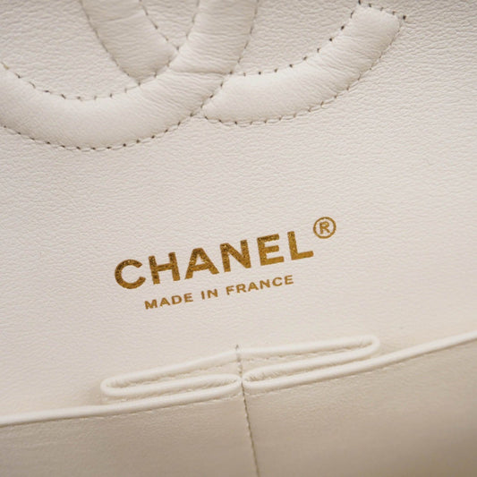 Chanel Classic Flap Bag in pelle bianca – Medium Size