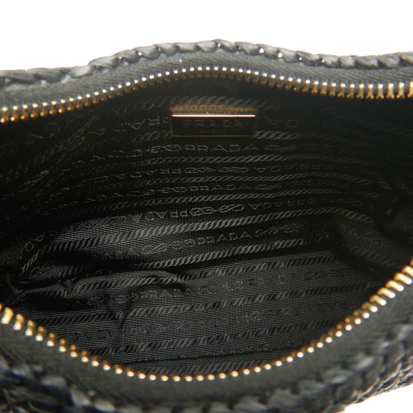 Prada Re-Edition 2005 – Borsa in rafia nera con pochette rimovibile