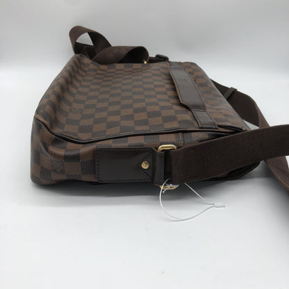 Louis Vuitton Shelton Messenger