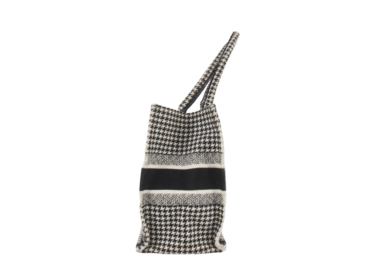Dior Book Tote Medium