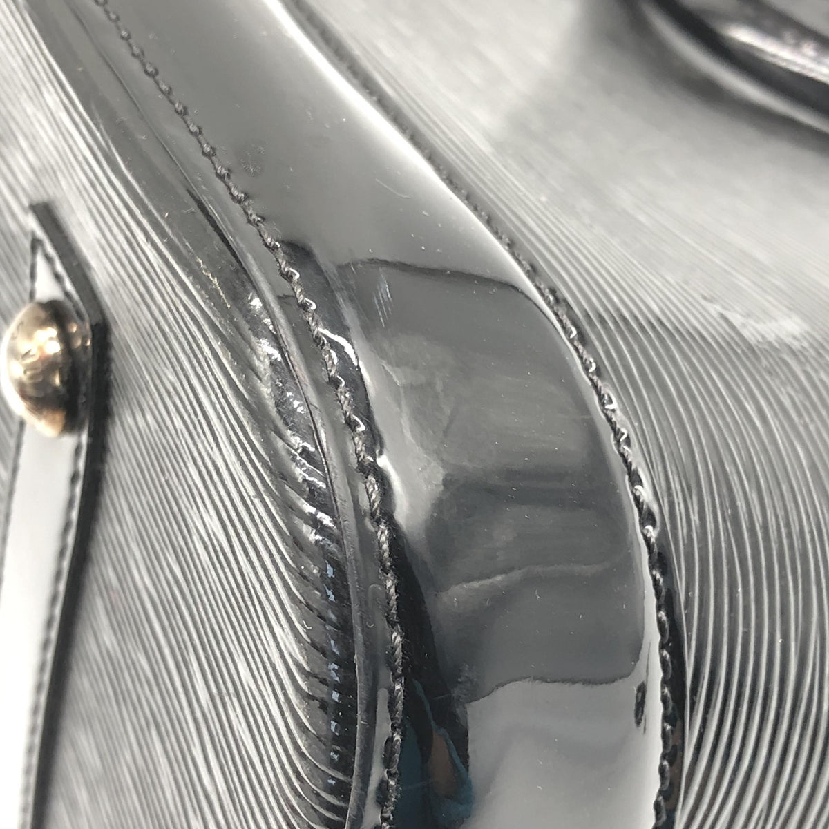 Louis Vuitton Alma GM Epi Electric Nero – 39 cm