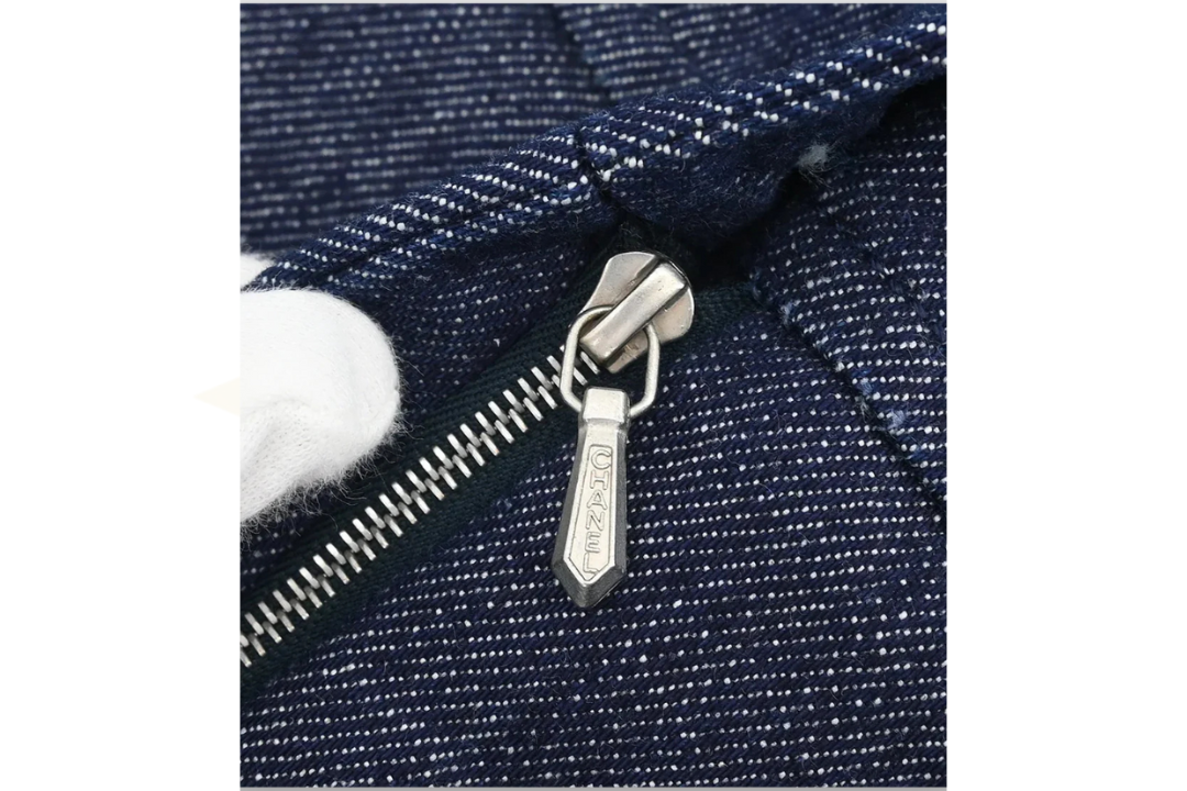 CHANEL – Gonna in denim indaco 99P – Taglia 36