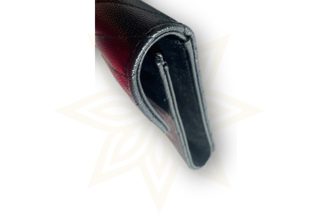 Saint Laurent Monogram Clutch in Pelle Grain de Poudre Nera – Medium Size