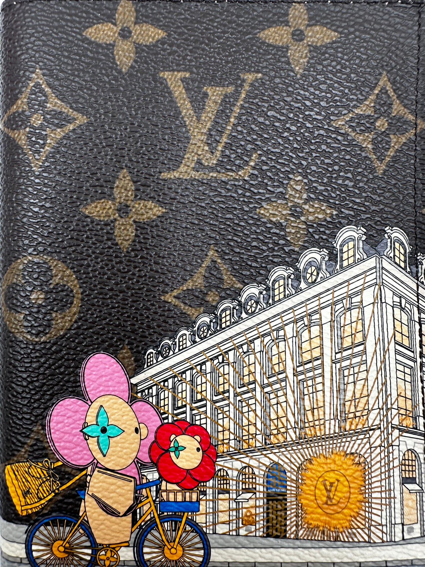Louis Vuitton Passport Cover Christmas Animation "Paris" Monogram – Vivienne Edition, 2022