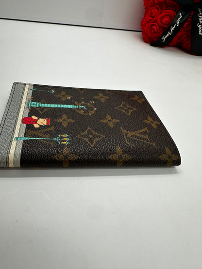 Louis Vuitton Passport Cover Christmas Animation "Paris" Monogram – Vivienne Edition, 2022