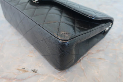 Chanel Matelassé Doppia Patta e Doppia Catena Pelle Caviar Nera – 25 cm
