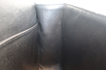 Chanel Matelassé Doppia Patta e Doppia Catena Pelle Caviar Nera – 25 cm