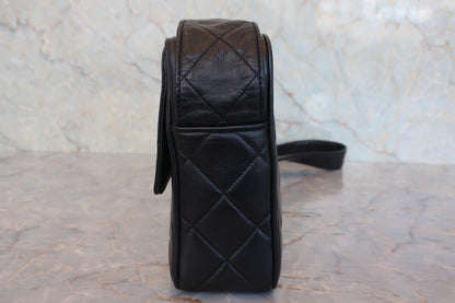 Chanel Vintage CC Pocket Camera Bag