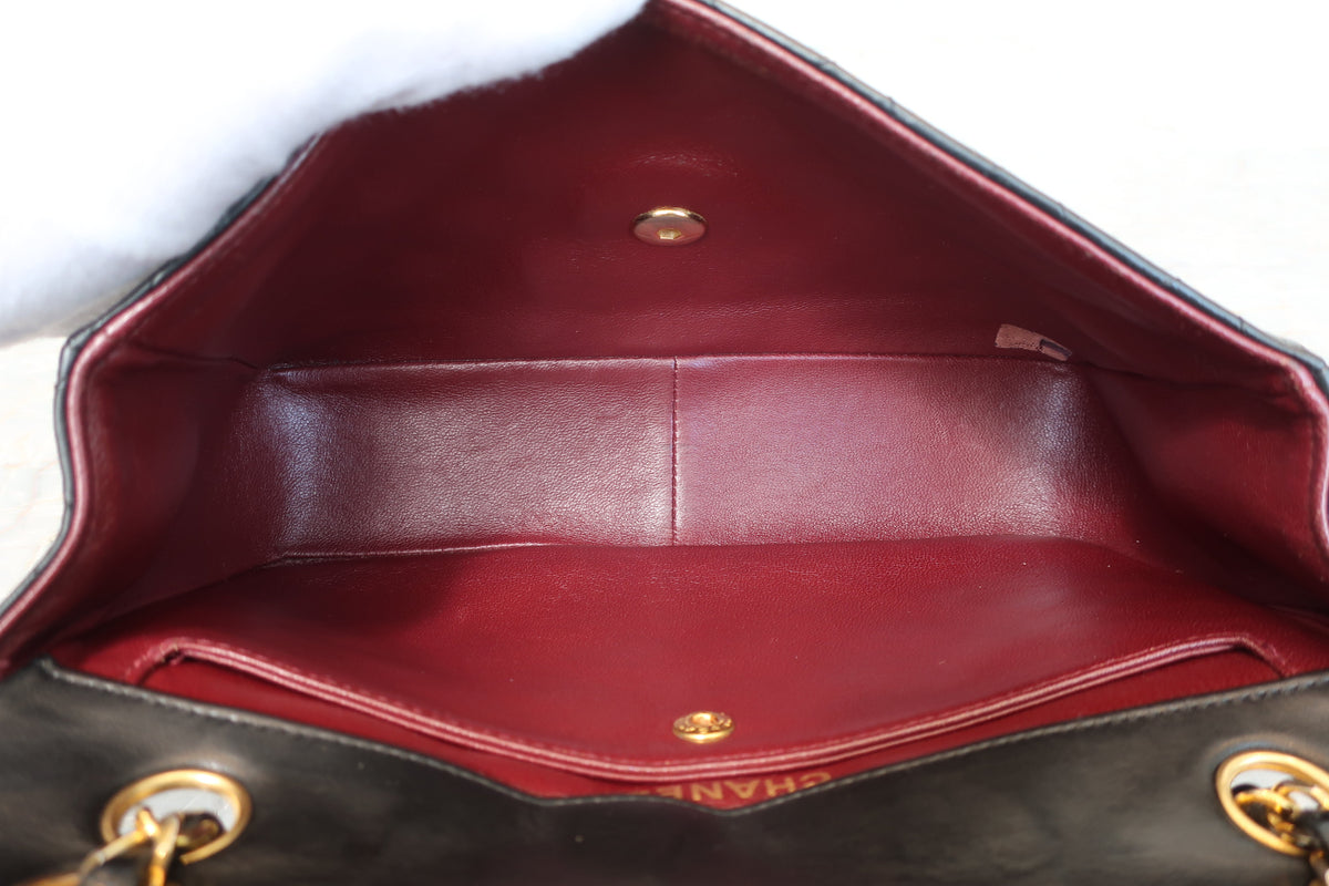 Chanel Vintage Flap Matelassé – Pelle Nera