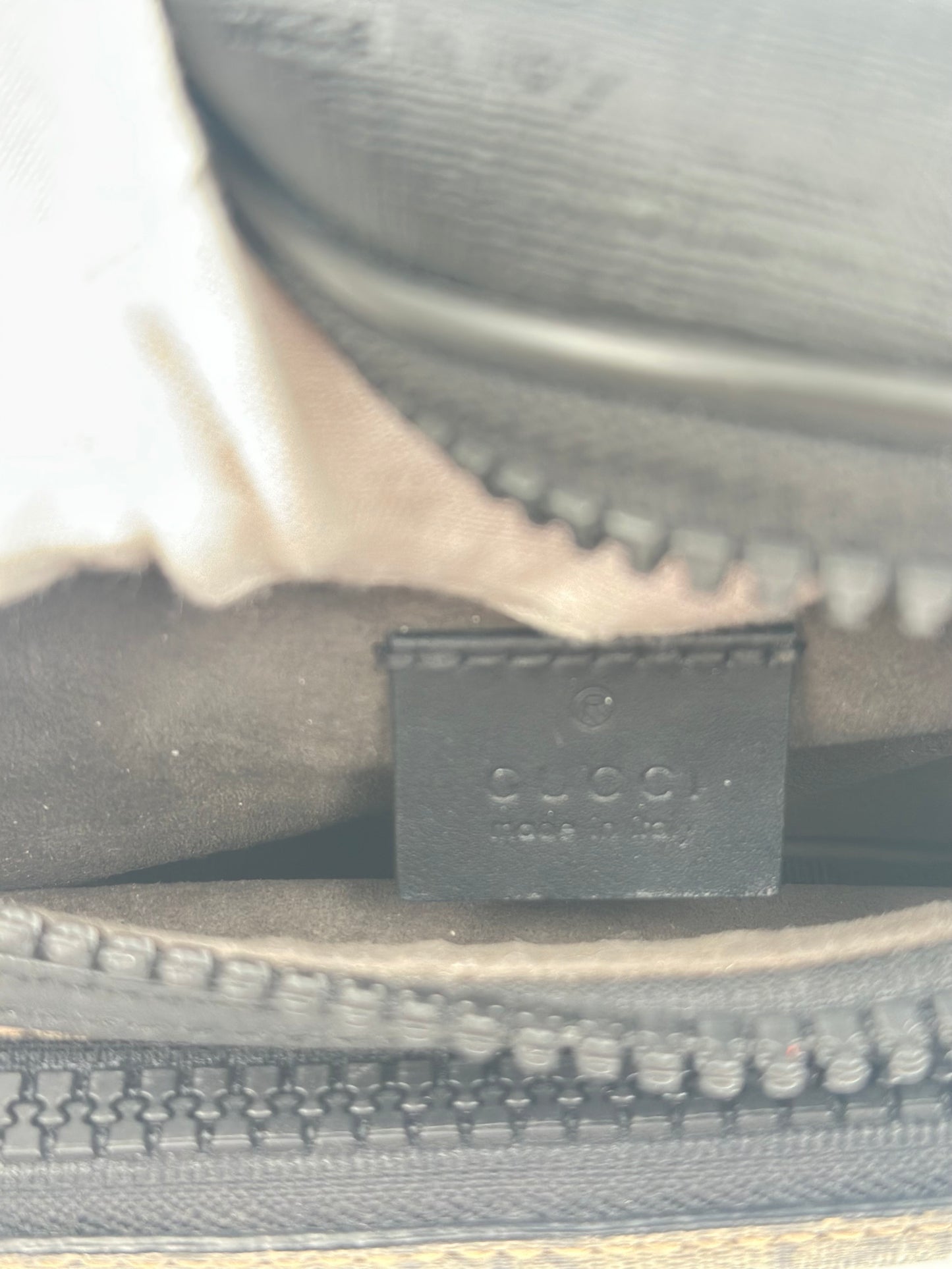 Gucci Marsupio GG Supreme Canvas Beige/Nero – Taglia Media