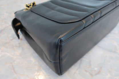 Chanel Vintage Shopping Bag con Catena – Pelle Nera
