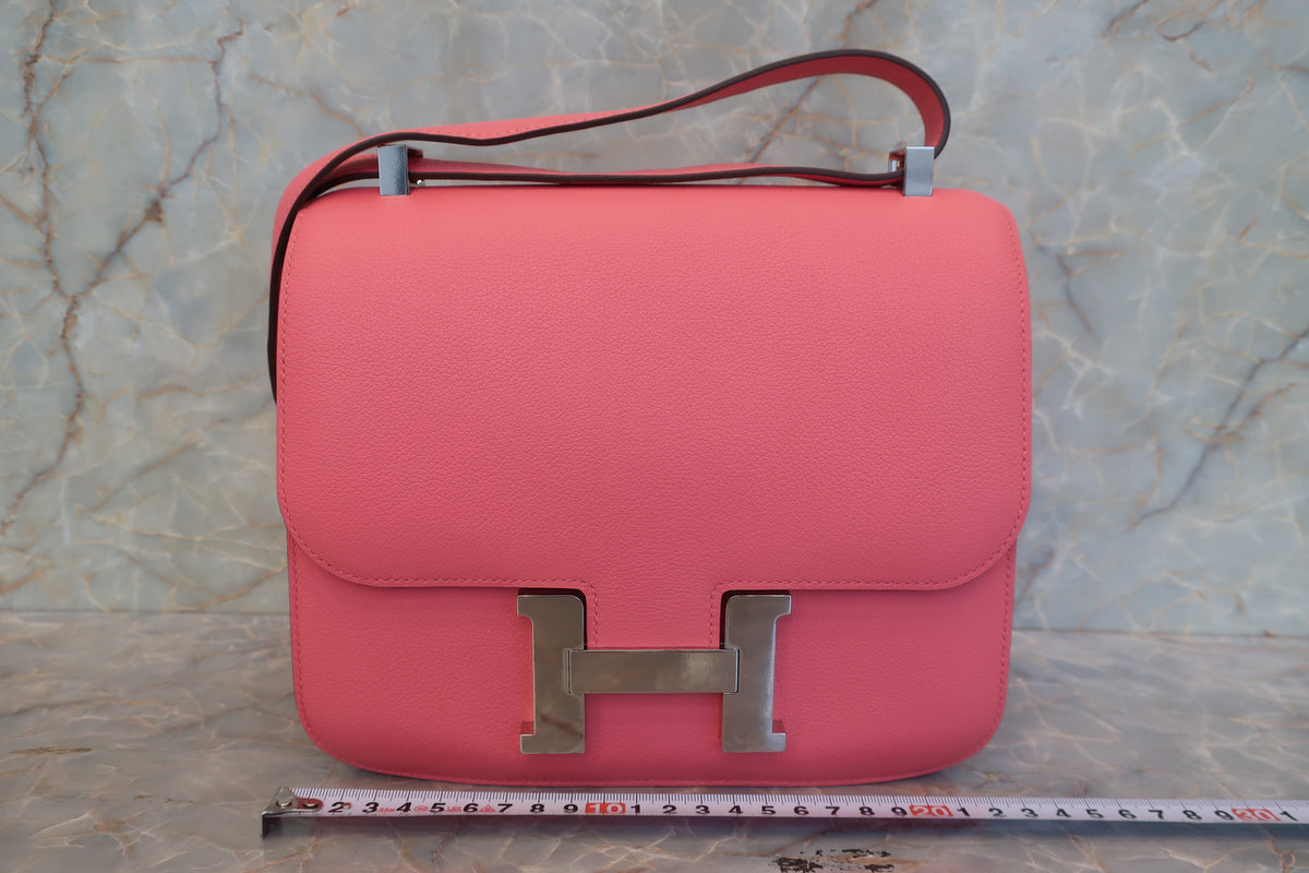 Hermès Constance