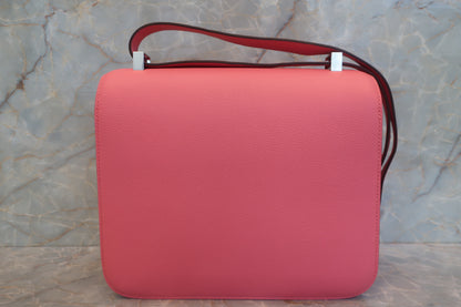 Hermès Constance