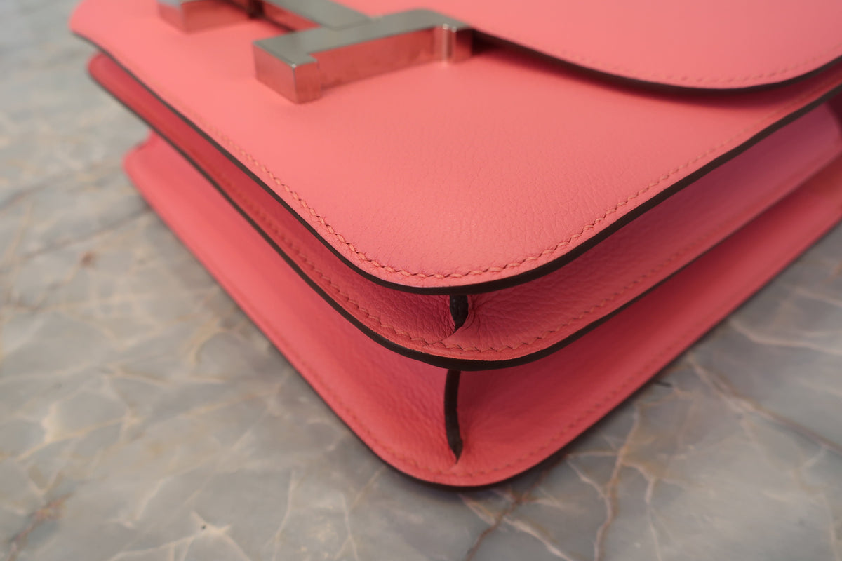 Hermès Constance