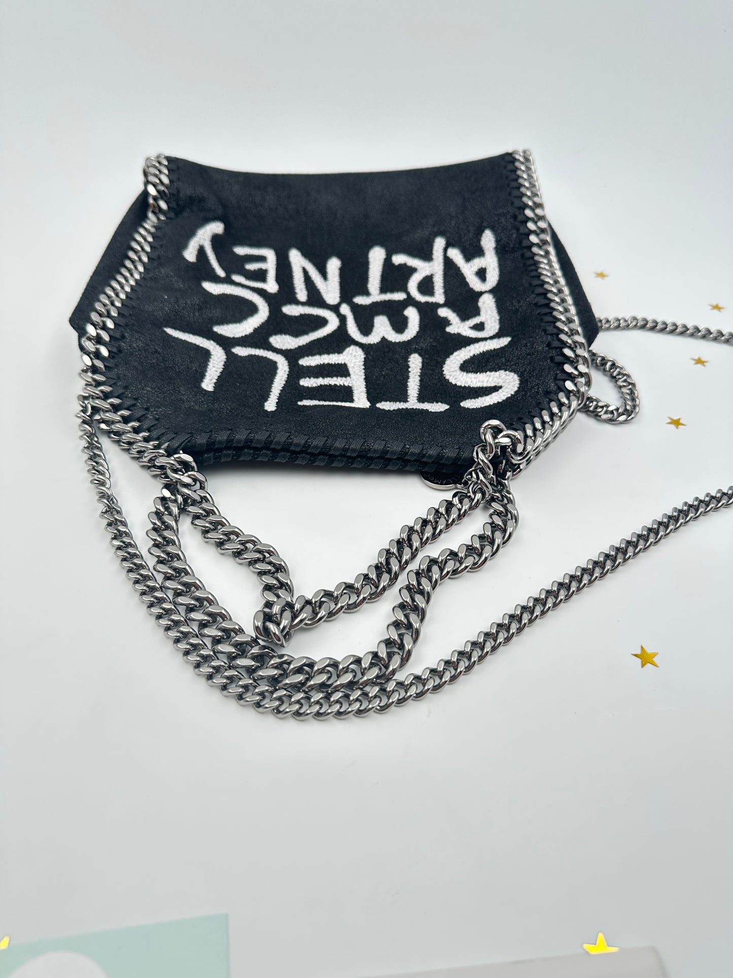 Stella McCartney Falabella Mini Graffiti Logo – Nero