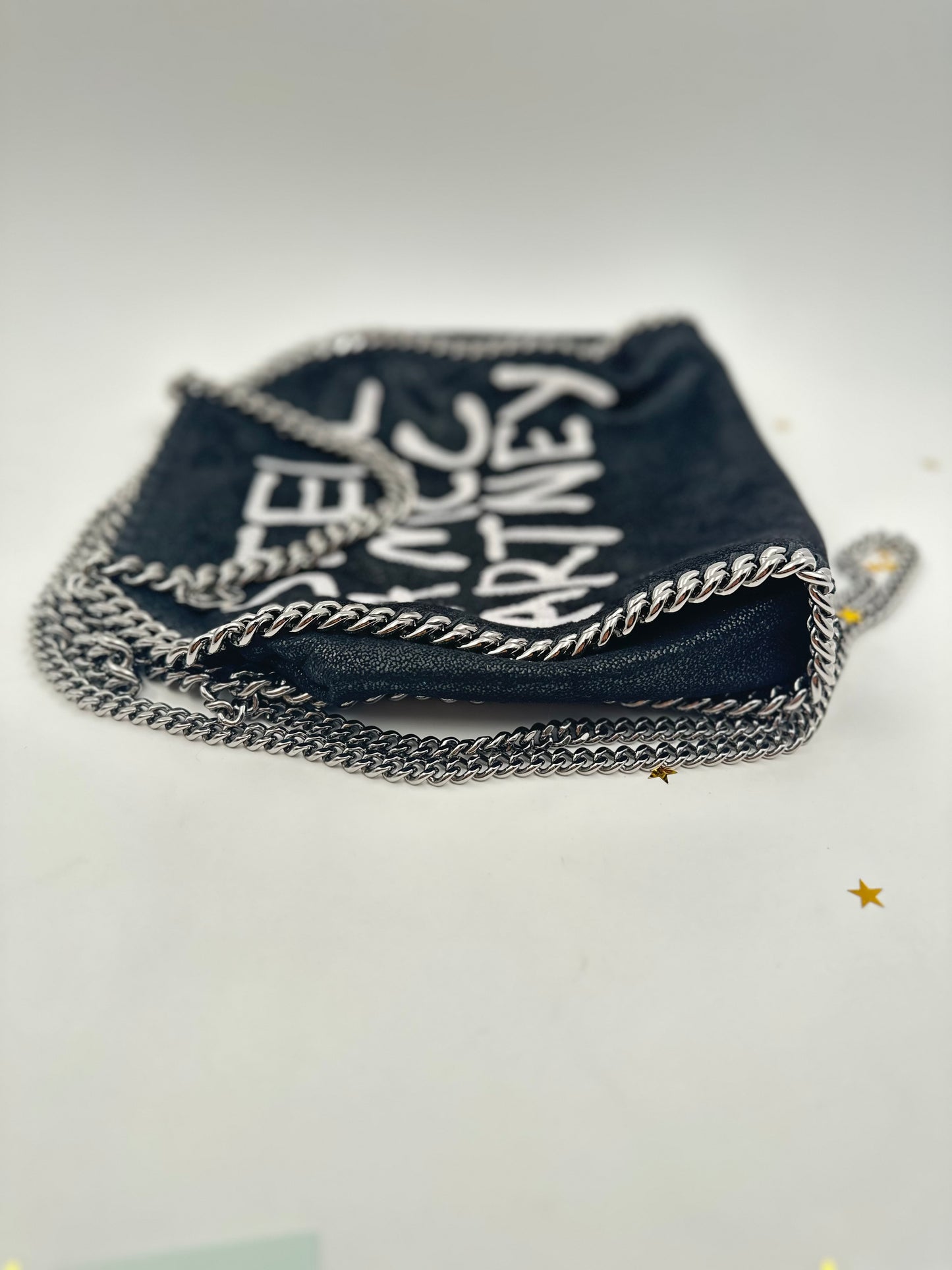 Stella McCartney Falabella Mini Graffiti Logo – Nero