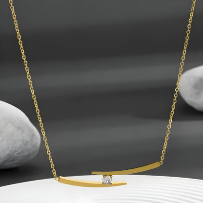 BEHI ALISON NECKLACE