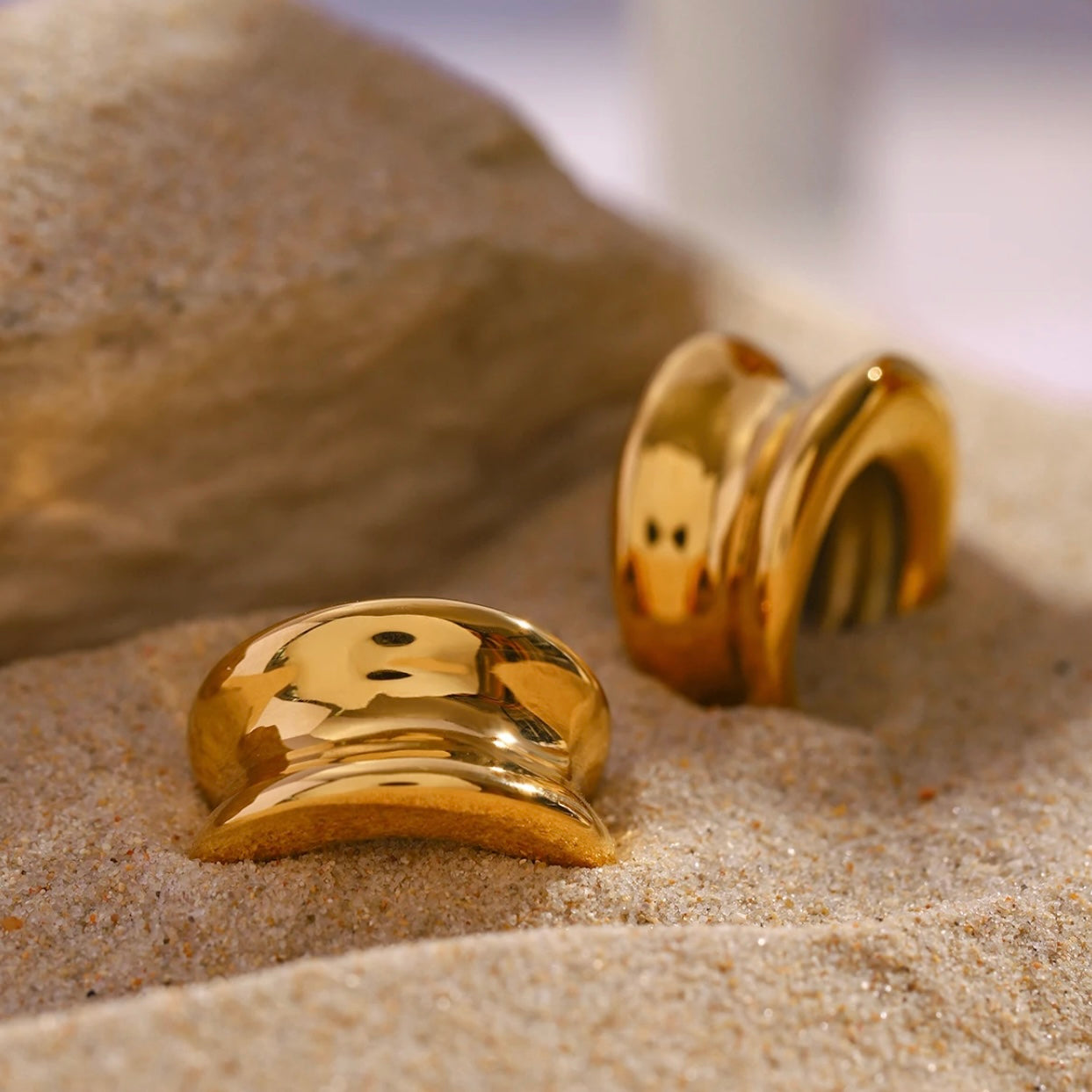 BEHI NIKOLINA EARCUFFS