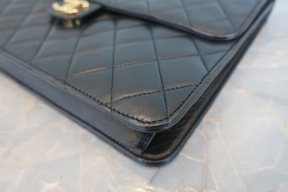 Chanel Matelassé Push Lock Chain Shoulder Bag Pelle di Agnello Nera – 25 cm