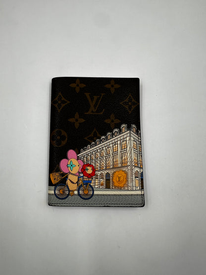  Louis Vuitton Passport Cover Christmas Animation Paris M81635 | Etoilux