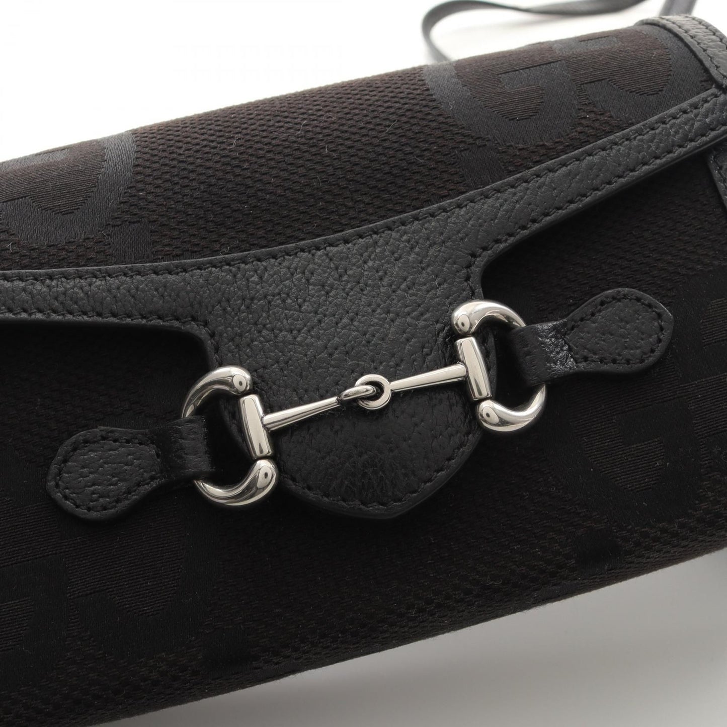 GUCCI Horsebit 1955 Jumbo GG Shoulder Bag in Canvas e Pelle Nera