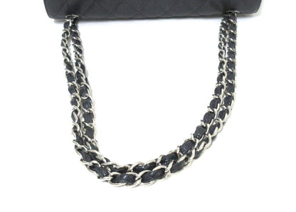 Chanel Jumbo Caviar Matelassé 30 Nero con hardware argento