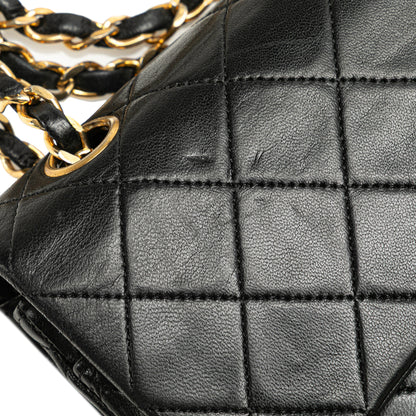 Chanel Classic Double Flap Small – Pelle di agnello nera – Serie 1 (1989–1991)