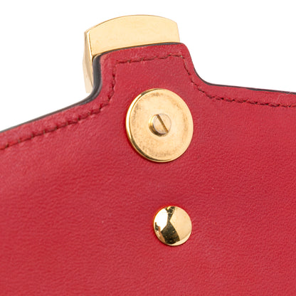 Gucci Super Mini Sylvie a Catena – Pelle Rossa con Dettagli Oro