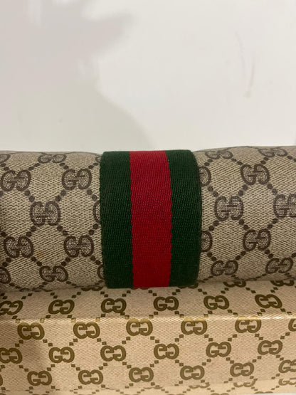 Gucci Clutch Vintage Monogram Canvas con Finiture in Pelle – Brown/Beige