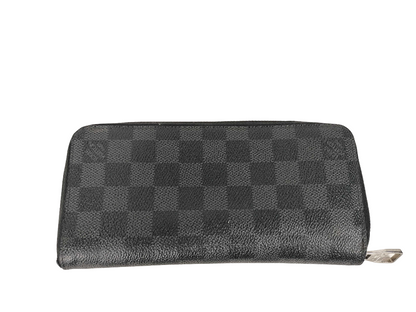 Louis Vuitton Zippy Vertical – Damier Graphite