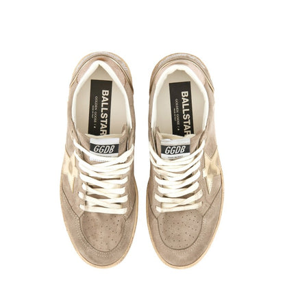 Golden Goose – Ball Star Sneaker in Camoscio Beige con Stella Avorio e Dettagli Retro – Donna – FW25