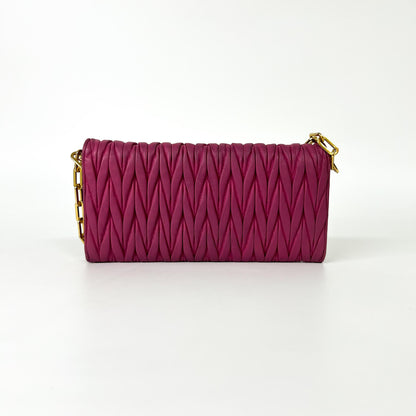 Miu Miu Matelassé Chain Shoulder Rosa