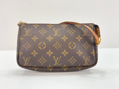Louis Vuitton	Pochette Accessoires